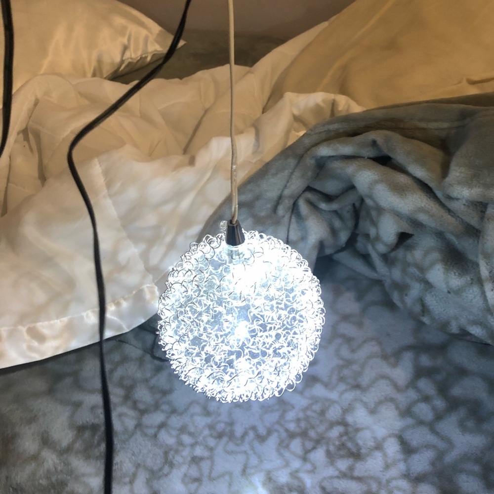 Light up hangable ball decor